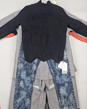 Купить Комплекты жен Корея 085#5 кг, ЛОТ СТ-9573 оптом в Екатеринбурге и Свердловской области