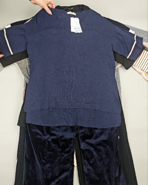 Купить Комплекты жен Корея 085#5 кг, ЛОТ СТ-9574 оптом в Екатеринбурге и Свердловской области