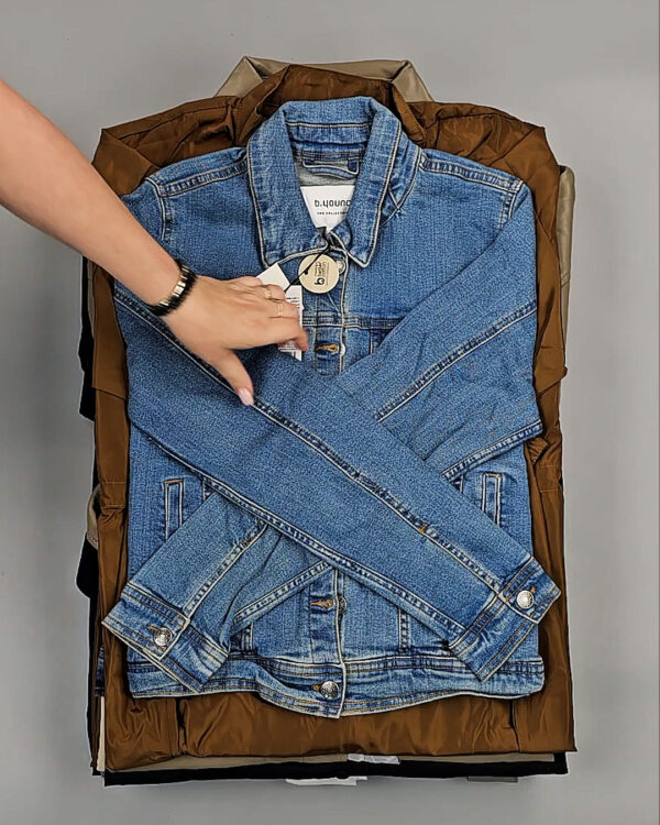 Фотография  707 - Ветровки Bestseller+DK 035#10 кг, ЛОТ СТ-9399 оптом в Екатеринбурге и Свердловской области