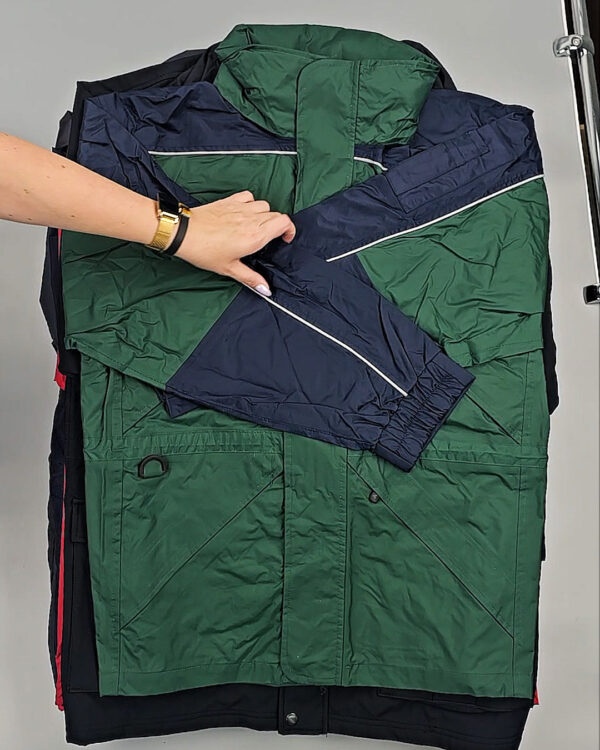 Фотография  642 - Верхняя одежда мужская CAN 104#15 кг, ЛОТ СТ-9441 оптом в Екатеринбурге и Свердловской области