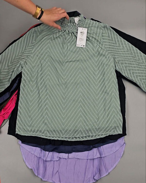 Фотография  351 - Блузки VILA Summer 045#5 кг, ЛОТ СТ-9590 оптом в Екатеринбурге и Свердловской области