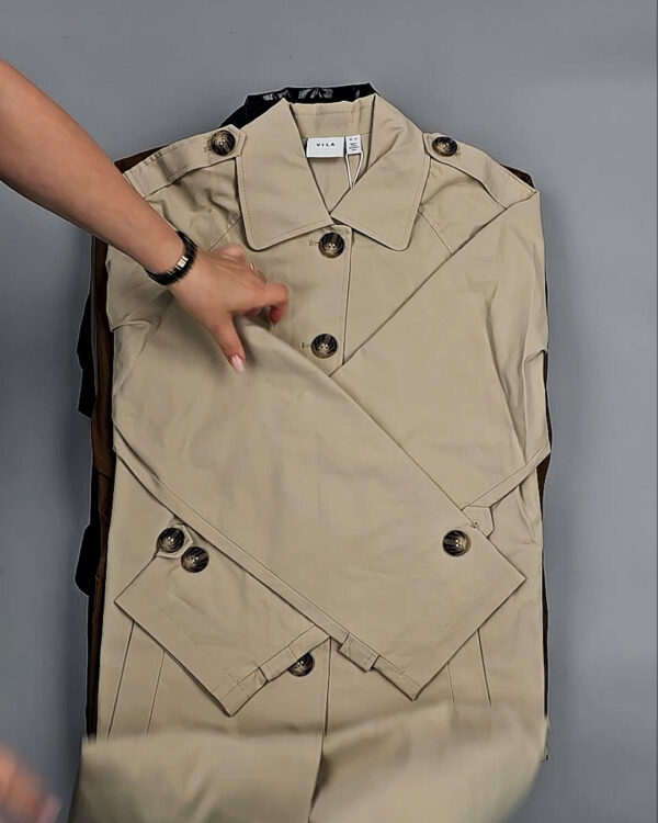 Фотография  829 - Ветровки Bestseller+DK 035#10 кг, ЛОТ СТ-9399 оптом в Екатеринбурге и Свердловской области