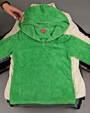 Фотография  515 - Флис#20 кг, ЛОТ № СХ-0176 оптом в Екатеринбурге и Свердловской области