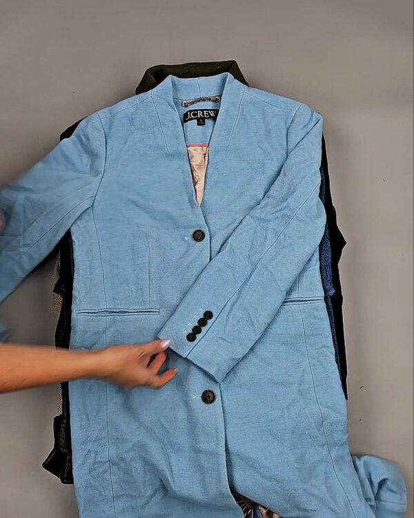 Фотография  917 - Ветровки женские CAN 104#11,5 кг, ЛОТ СТ-9402 оптом в Екатеринбурге и Свердловской области