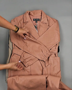 Фотография 694 - Ветровки женские CAN 104#12 кг оптом в Екатеринбурге и Свердловской области