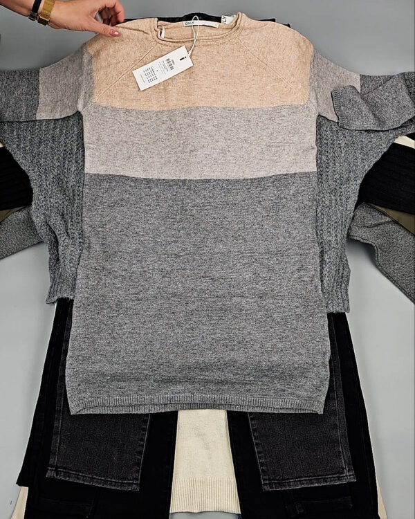 Фотография  339 - Bestseller Winter mix 104#15 кг, ЛОТ № СТ-9526 оптом в Екатеринбурге и Свердловской области