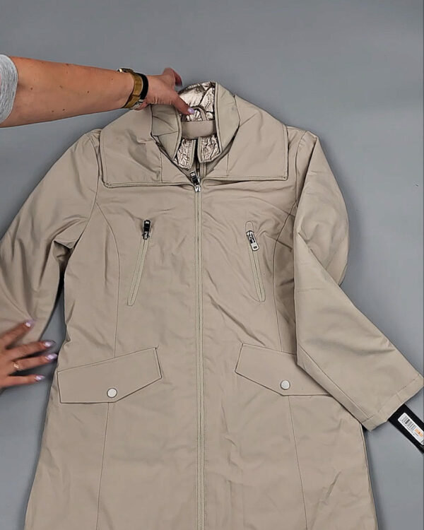 Фотография  729 - Ветровки женские CAN 104#12,4 кг, ЛОТ СТ-9403 оптом в Екатеринбурге и Свердловской области