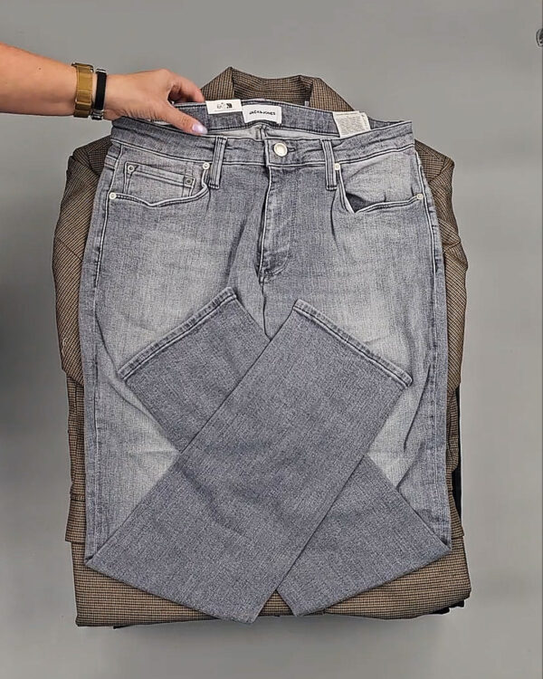 Фотография  815 - Мужской зимний микс JACK JONES, 20 кг, ЛОТ № СТ-9443 оптом в Екатеринбурге и Свердловской области