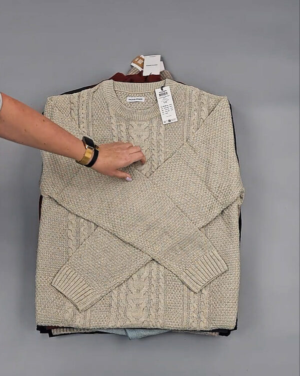 Фотография  516 - Мужской зимний микс JACK JONES, 20 кг, ЛОТ № СТ-9442 оптом в Екатеринбурге и Свердловской области