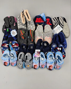 Купить Обувь домашняя дети СТОК 065#3,2 кг, ЛОТ СТ-9727 оптом в Екатеринбурге и Свердловской области