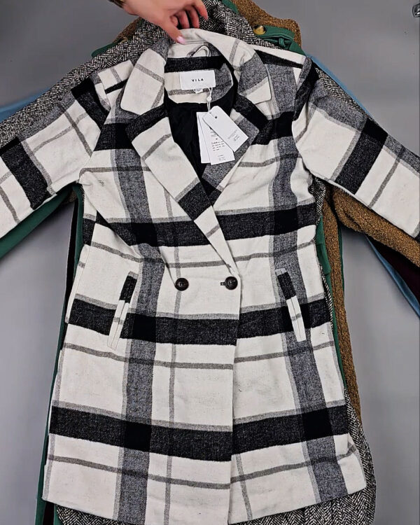 Фотография  931 - Пальто Bestseller 045#10 кг оптом в Екатеринбурге и Свердловской области