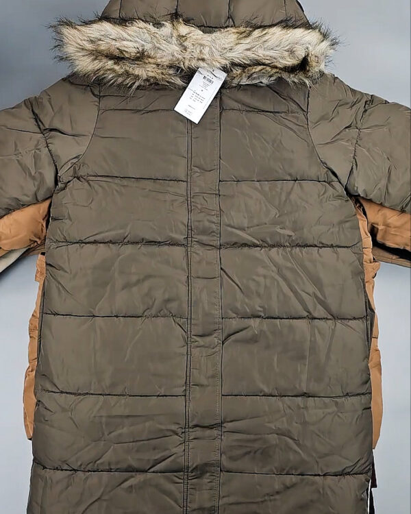 Фотография  894 - Верхняя одежда VILA 104#10 кг, ЛОТ СТ-9715 оптом в Екатеринбурге и Свердловской области