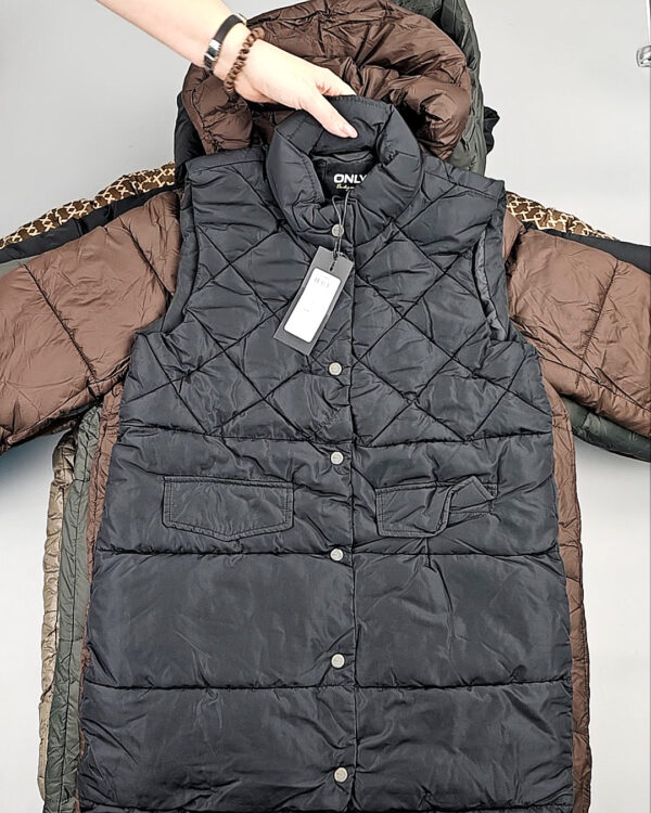 Фотография  190 - Верхняя одежда BESTSELLER Дания#10 кг, ЛОТ СТ-9709 оптом в Екатеринбурге и Свердловской области