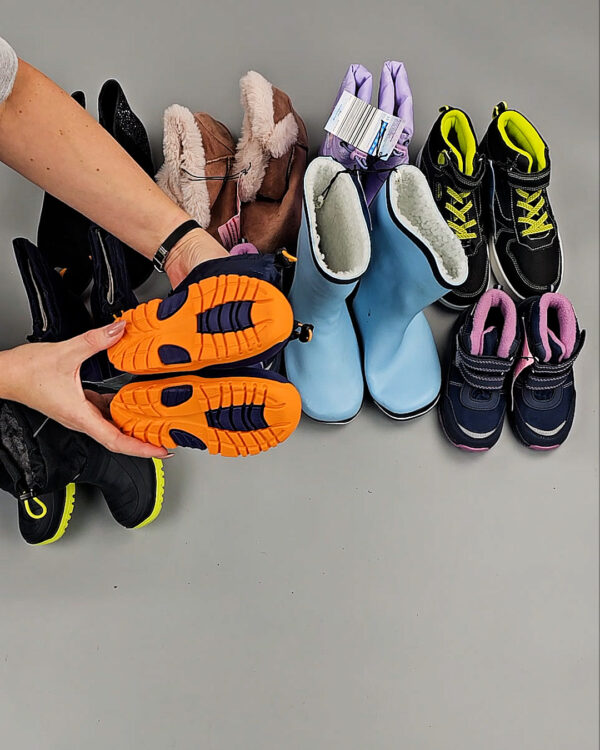 Фотография  445 - Обувь СТОК дети зима 065#6,4 кг, ЛОТ СТ-9662 оптом в Екатеринбурге и Свердловской области