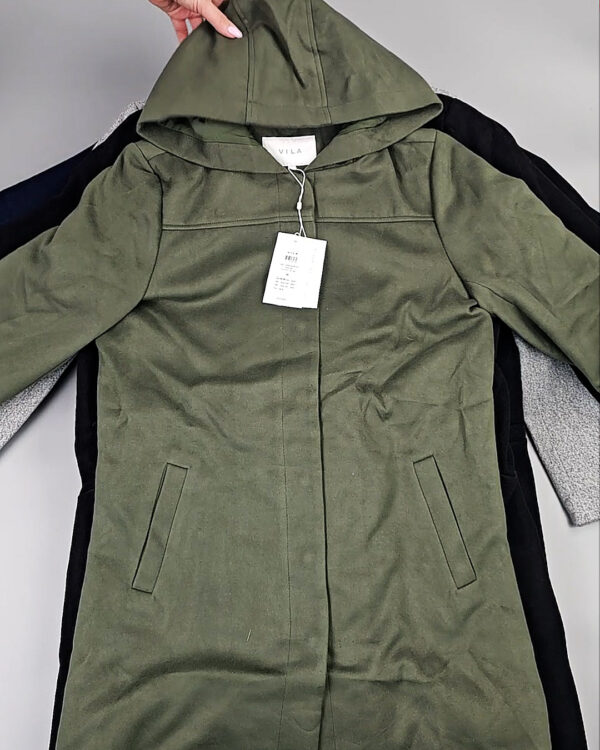 Фотография  203 - Пальто Bestseller 104#15,2 кг, ЛОТ СТ-9842 оптом в Екатеринбурге и Свердловской области