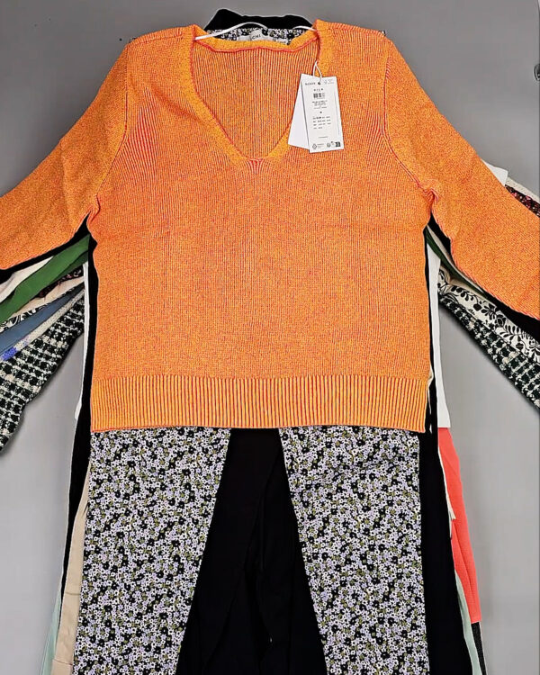 Фотография  399 - DK+Bestseller 085#16 кг, ЛОТ СТ-9953 оптом в Екатеринбурге и Свердловской области