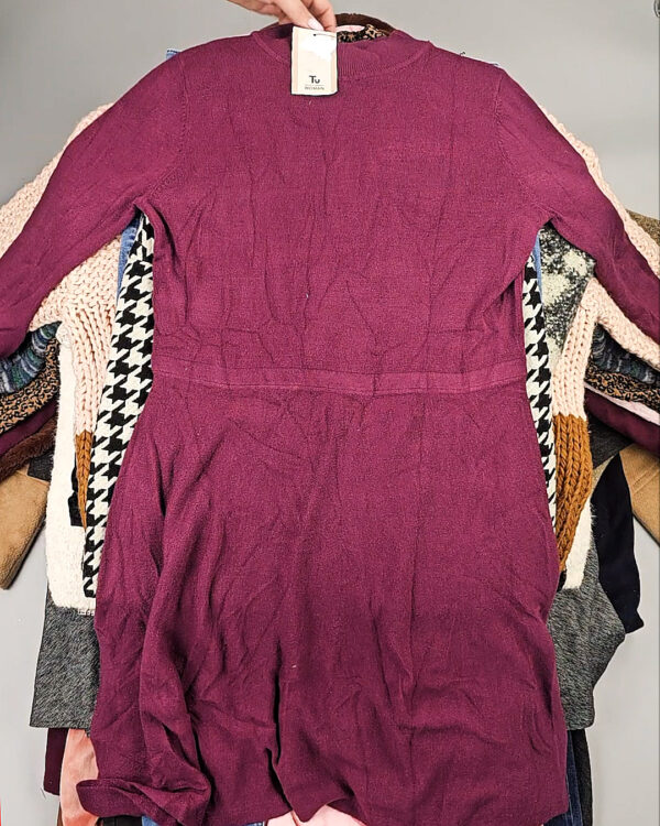 Фотография  331 - Женский микс зима (Winter mix)#20 кг, ЛОТ СХ-0208 оптом в Екатеринбурге и Свердловской области