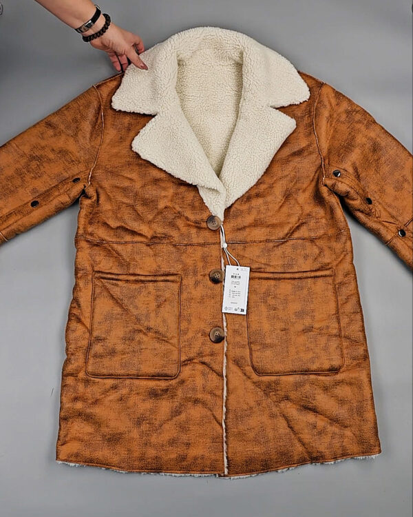 Фотография  482 - Верхняя одежда VILA 104#10 кг, ЛОТ СТ-9713 оптом в Екатеринбурге и Свердловской области