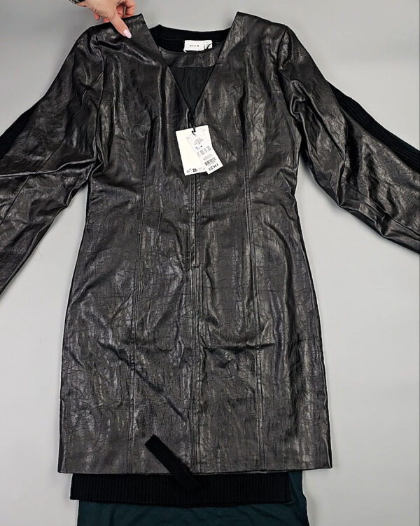 Фотография  522 - Платья Bestseller+DK Winter 035#7 кг, ЛОТ СТ-9919 оптом в Екатеринбурге и Свердловской области