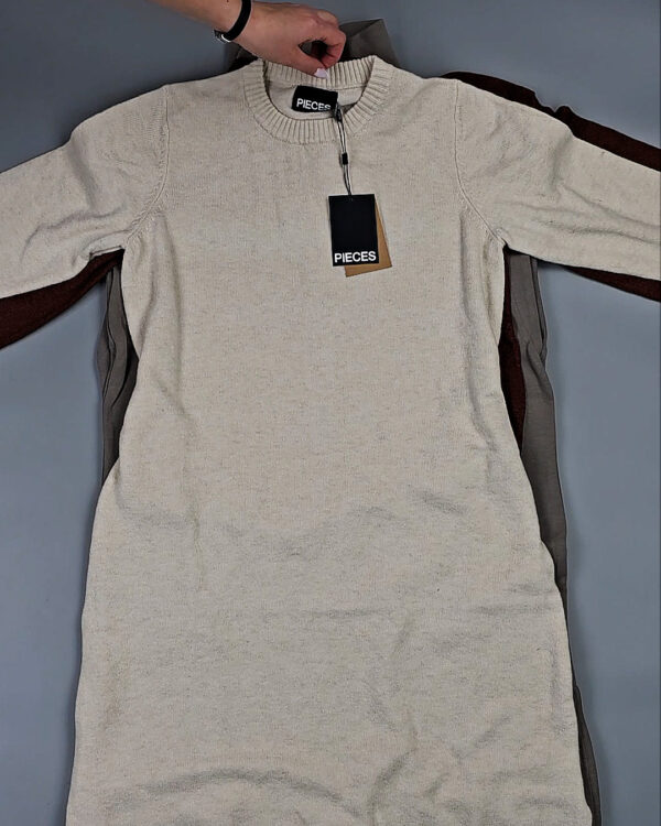 Фотография  566 - Платья Bestseller+DK Winter 035#7 кг, ЛОТ СТ-9997 оптом в Екатеринбурге и Свердловской области