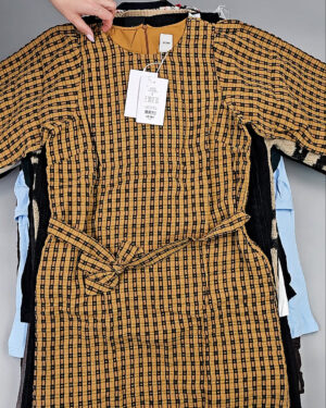 Фотография  859 - DK, Bestseller + Winter mix#15 кг, ЛОТ СТ-9957 оптом в Екатеринбурге и Свердловской области