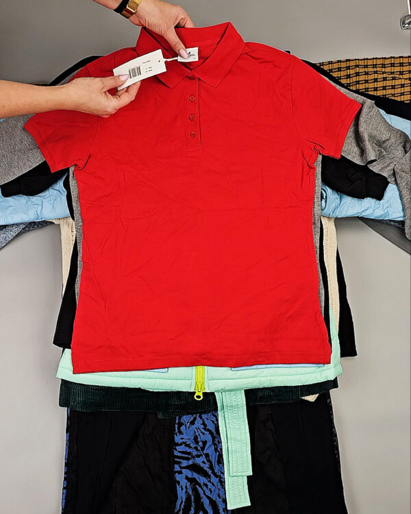 Фотография  878 - DK, Bestseller + Winter mix#15 кг, ЛОТ СТ-9955 оптом в Екатеринбурге и Свердловской области