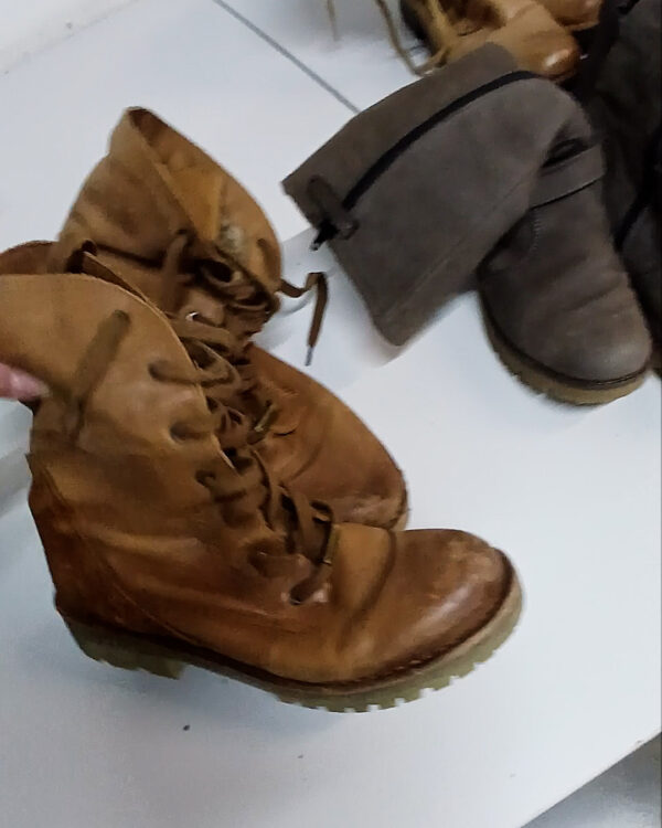 Фотография  622 - Обувь Winter#20,4, кг, ЛОТ СХ-0212 оптом в Екатеринбурге и Свердловской области