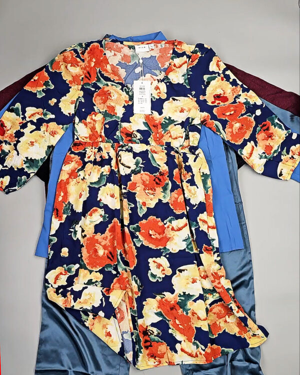 Фотография  432 - VILA Winter MIX 064#15 кг, ЛОТ СТ-9815 оптом в Екатеринбурге и Свердловской области