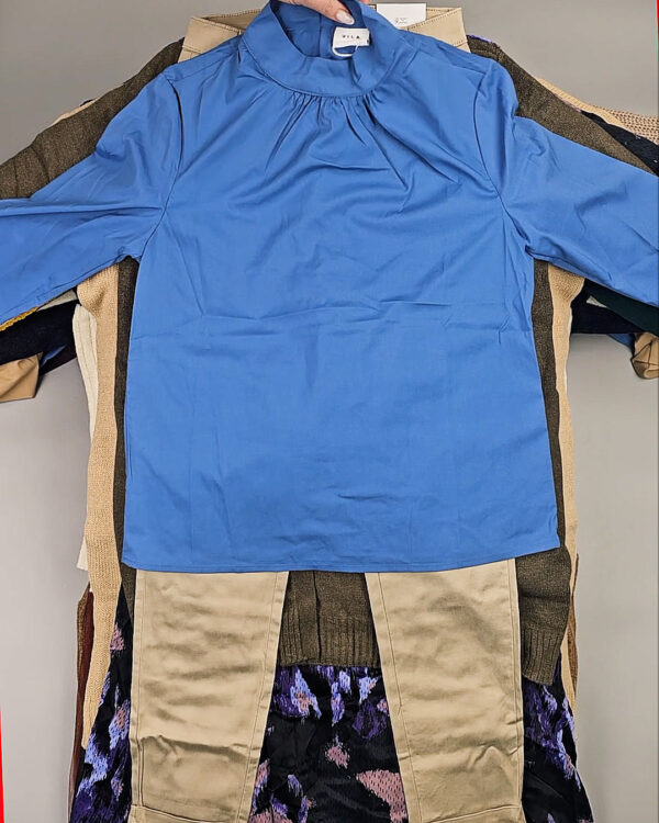 Фотография  353 - VILA Winter mix 104#15 кг, ЛОТ СТ-10080 оптом в Екатеринбурге и Свердловской области