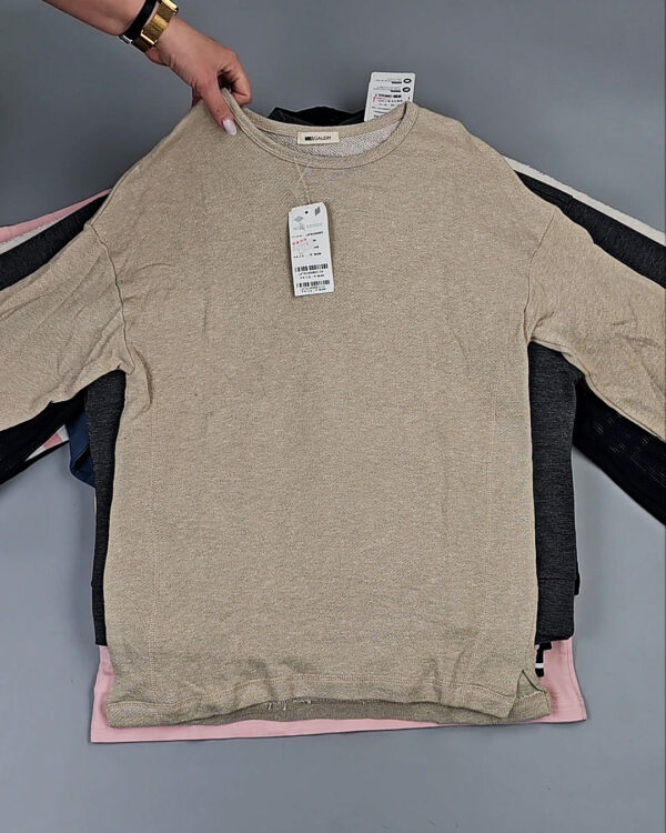 Фотография  288 - Толстовки Корея 085#7,0 кг, ЛОТ СТ-10141 оптом в Екатеринбурге и Свердловской области